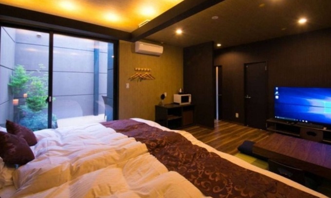 Oita Hotel | Twin bed Tatami Onsen outdoor rock bath/Oita Ōita