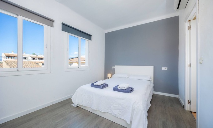 Can Pastilla Apartment | Twin/double room Nº11' with Shared Terrace, Wi-Fi and Air Conditioning