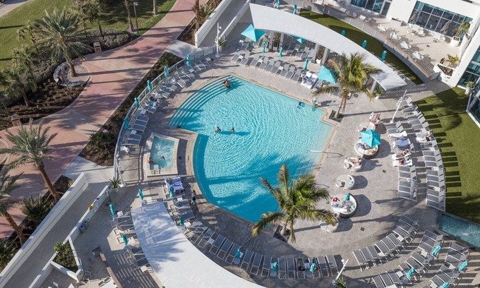 Clearwater Beach Resort | Two Bedroom Deluxe, Luxury Resort, Clearwater Beach, FL 1731707