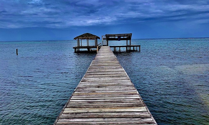 Antoneys Cay House | Two Story 3/Bd 2Bath, w Pool and steps to the best snorkeling on the island