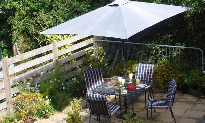 Llanllwchaiarn Cottage | Ty Ceiniog, New Quay