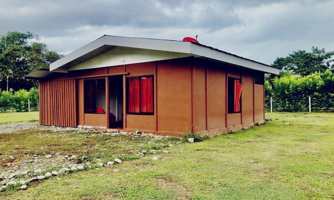 Bratsi House | Typical Costa Rican house between forests, waterfalls and Indigenous area! ☀