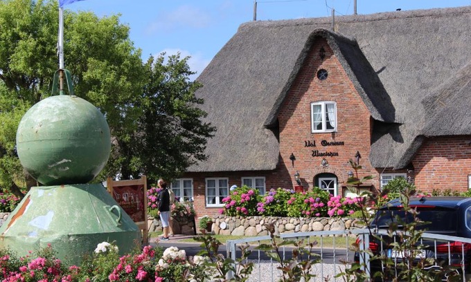 Norddorf Hotel | Ual Öömrang Wiartshüs