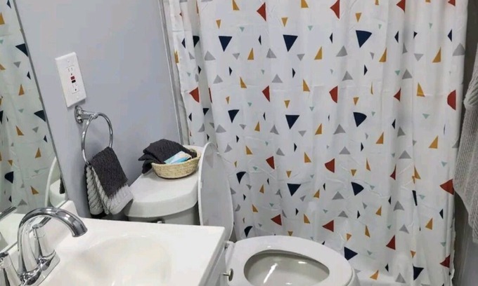 Orlando Apartment | UCF, Comfort Quiet Place To Stay Orlando, Central Florida 30 min. from Disney