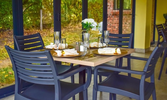 Msinga Cabin | Uitval Lodge and Conference Centre