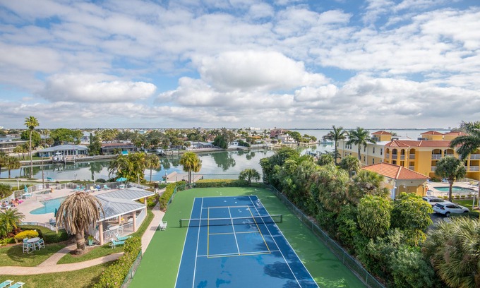 St. Pete Beach Condo | Ultimate Beach Getaway: Stylish Stay/Top Amenities