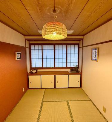 Ikuno Villa | Ume-no-Yado Villa 梅の宿 - A house with a traditional Japanese garden