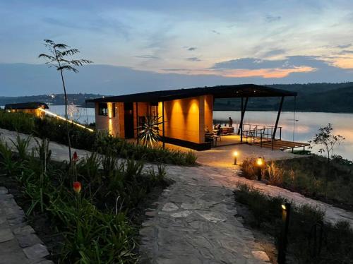 Rwamagana Cabin | UMVA Muhazi - Adults Only