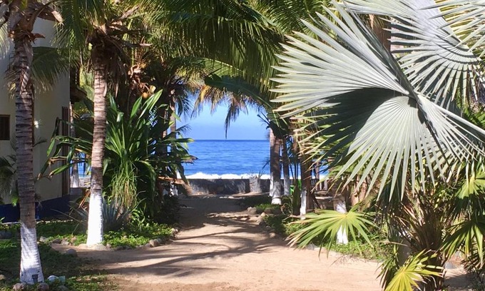 Barra de Potosi House | Un Escondite Mágico