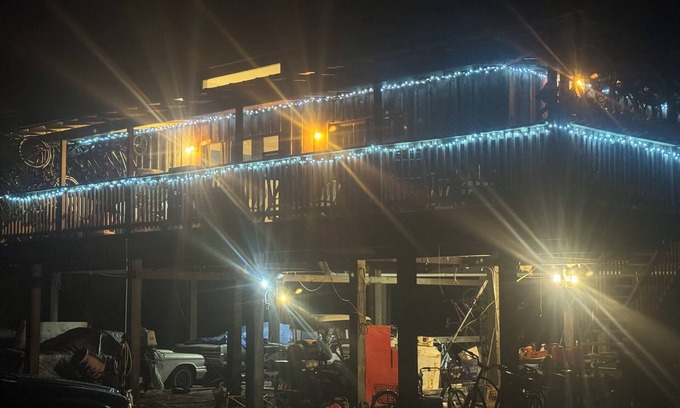 Cedar Key House | Unbelievable value for, friends, families, hunters, and fisherman. Beds for nine