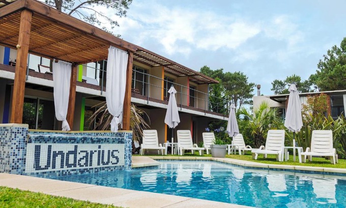 Chihuahua Hotel | Undarius Hotel (exclusively gay men)