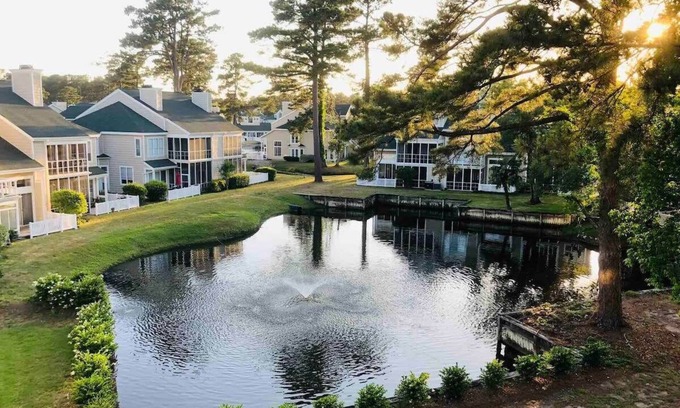 Central Myrtle Beach Condo | Unforgettable vacation in the center of MB!