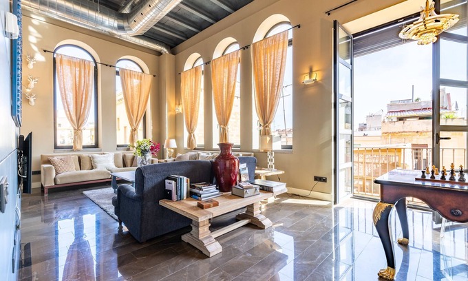 Old Town Apartment | Unik Vacation Emperador