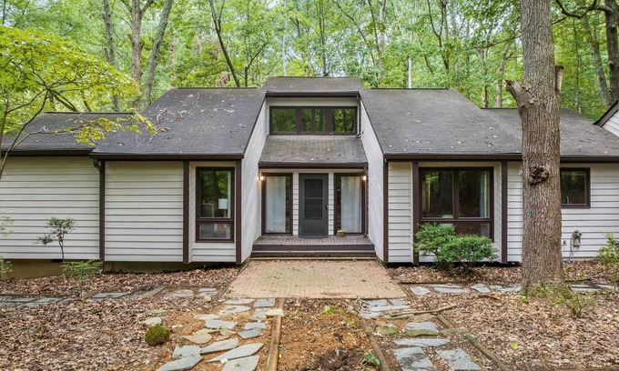 Chapel Hill House | Unique and private home in Chapel Hill