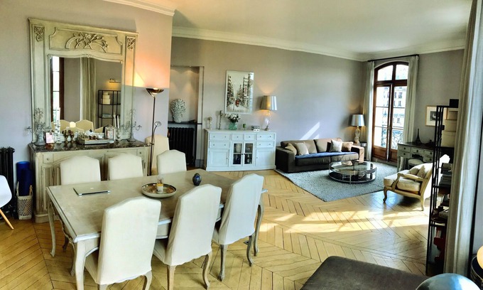 Notre Dame Apartment | Unique Luxurious Apt - 270 ° Views - Notre Dame De Paris