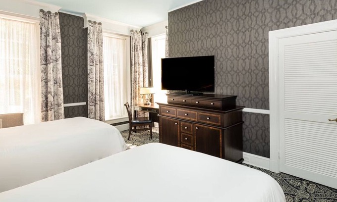 Historic District Hotel | Unique Victorian Stay w/Modern Amenities + Steps from Waterfront