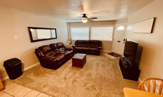 Ucon Apartment | Unique100 year old Historical Building Apt#2