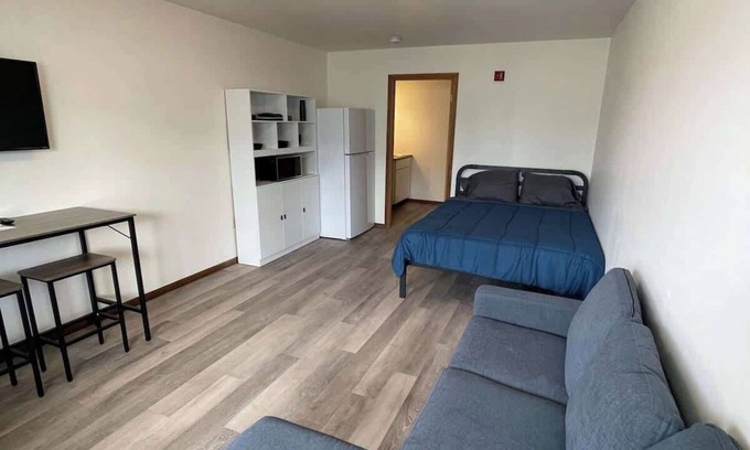 Wisconsin Dells Apartment | Unit 1 - Stand Rock Studios