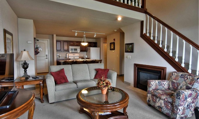 Birchwood Apartment | Unit 317 Tagalong Condo Condo