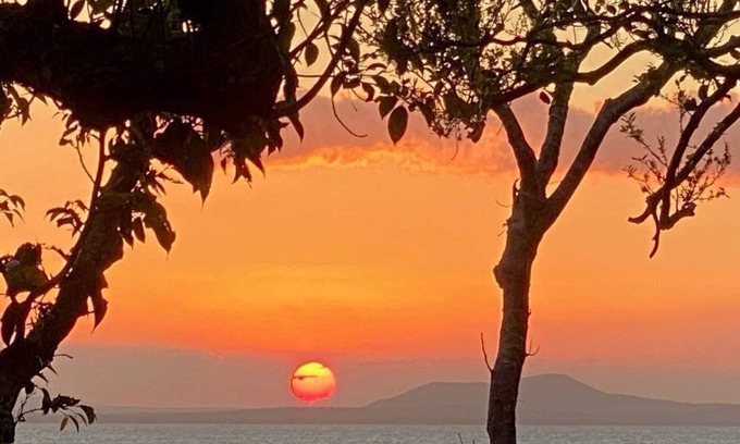 Cape Gloucester House | UNIT 4. SUNSET BEACH BUNGALOWS, CAPE GLOUCESTER. ABSOLUTE BEACHFRONT