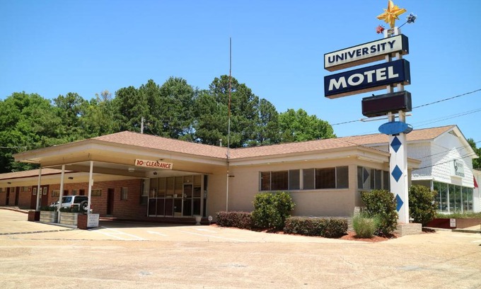 Starkville Hotel | University Motel