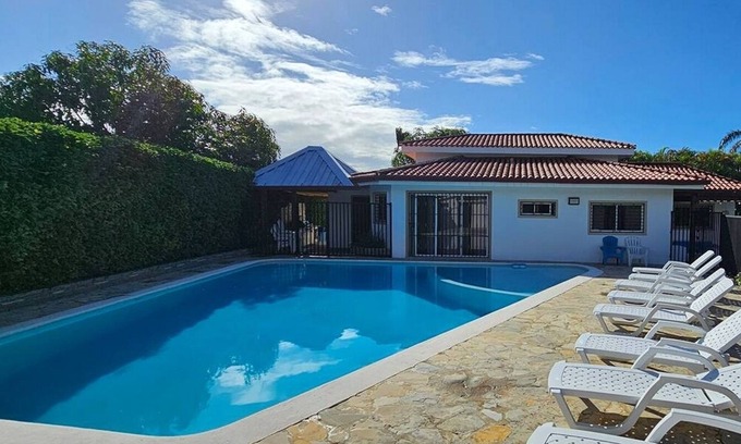 Playa Chiquita Villa | UNLEASH YOUR INNER TSUNAMI