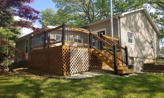 Fowler House | Unplug and unwind