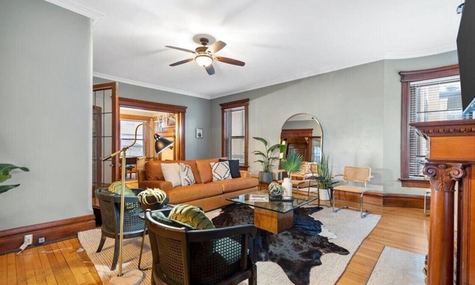 Olde Towne East House | Unwind and relax in this spacious Olde Town East home.