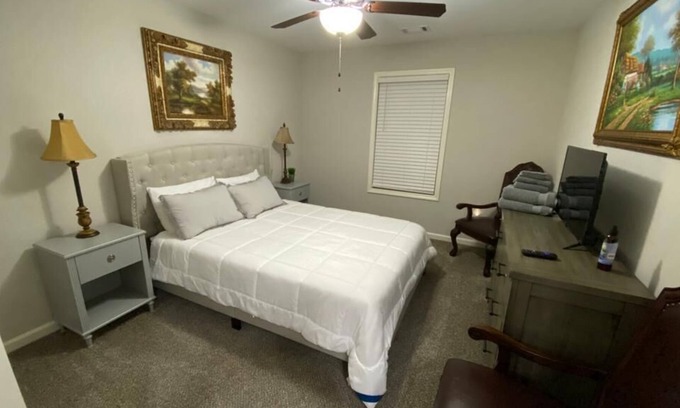 Winder House | Unwind in Winder