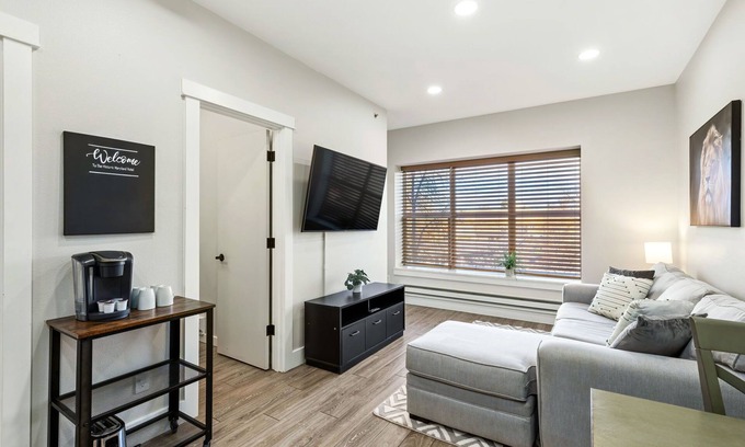 Great Falls Apartment | Updated and Secure Two Bedroom Apartment