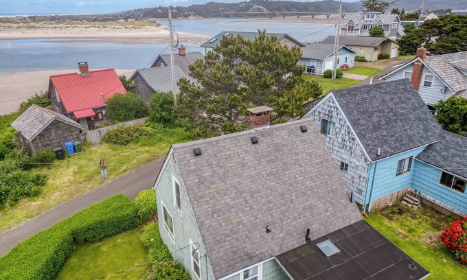 Waldport House | Updated Classic Cottage, Neighborhood Beach Access, Bay and Ocean Views!