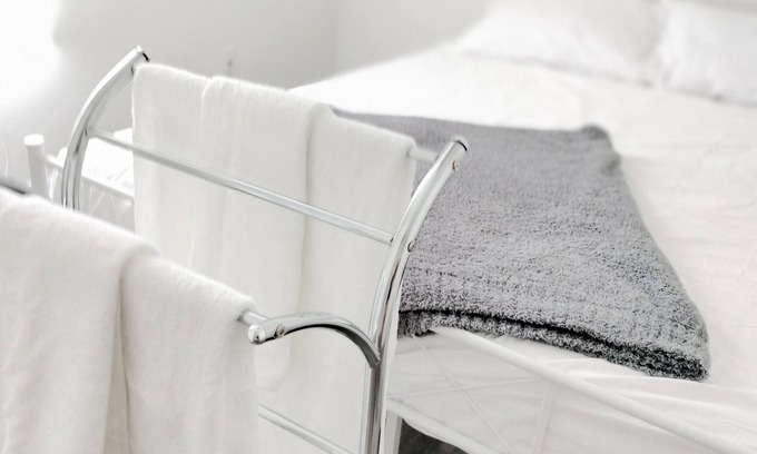 Lakeview House | Updated home on 2/3 acre w/HOT TUB and BOAT DOCK! Walk to 3 bars/eateries