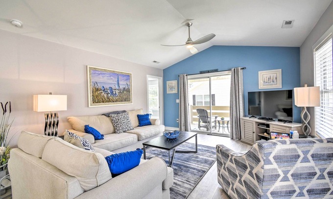 Myrtle Beach Cottage | Updated Myrtle Beach Cottage w/Shared Pool!