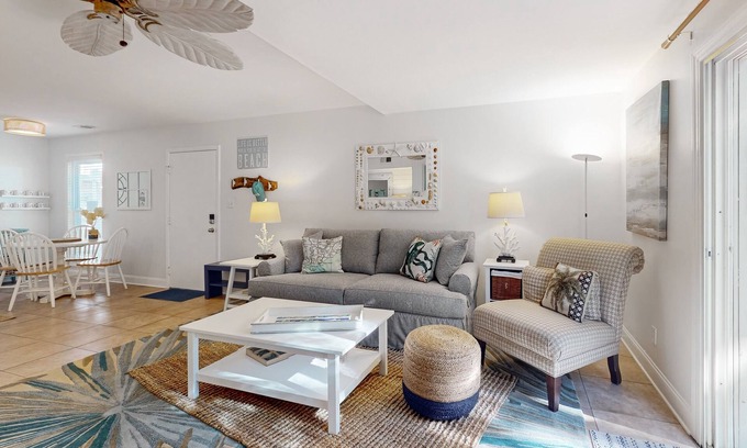 Ocean Ridge Condo | Updated villa with golf course views and serene surroundings