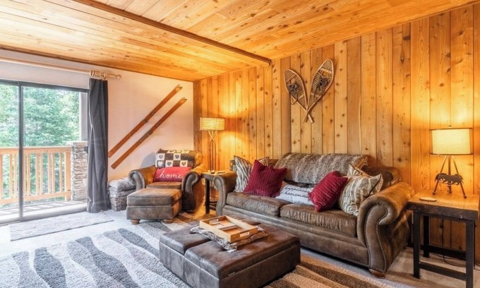 Mammoth Vista Condo | Upgraded Cozy Condo by Eagle Lodge &Covered Garage