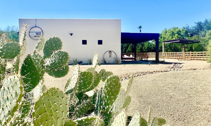 Villa Serena House | Upscale Paradise Valley Az Guesthouse Near Old Town Scottsdale Gated & Private