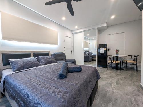 Berrimah House | Urban Luxe Studio Northcrest