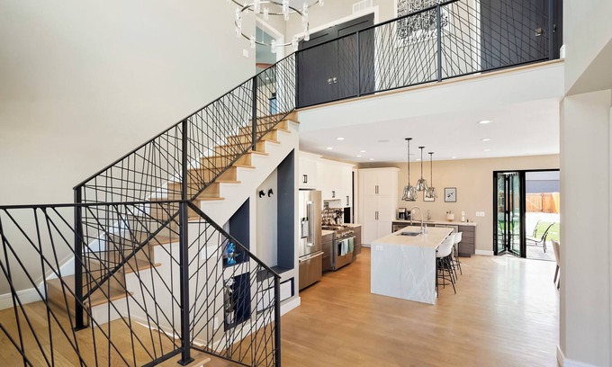 Sunnyside House | Urban Perfection! Modern Home, 2 Primary BRs, hot tub, boccee, game room, patio.