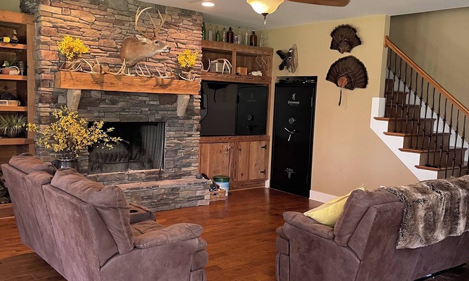 North Carolina Piedmont Cabin | US Open Rental, Last Minute