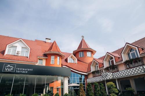 Khust Hotel | V&P HOTEL & Restaurant