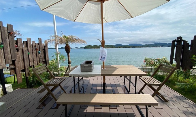 Kamiamakusa House | V1 The sea is in front of you A container house /Kamiamakusa Kumamoto