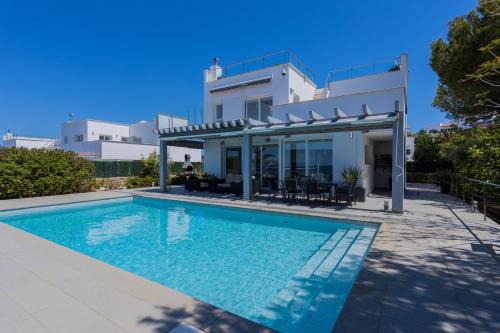 Sant Jaume Mediterrani Villa | V196 Villa Brisa by Menorcarentals Villas