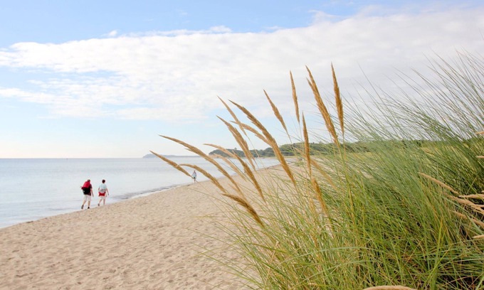 Gross Zicker Apartment | Vacation apartment with sea view, balcony and garden - Haus Inselblick FeWo MEERluft