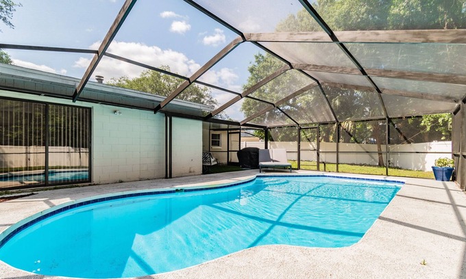Citrus Park House | Vacation House W/Pool in the heart of Tampa Bay
