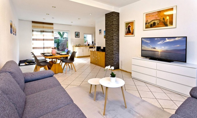 Goethestraße House | Vacation home for 4 guests with 113m² in Bremerhaven (270039)
