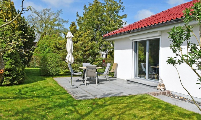 Thesenvitz Apartment | Vacation home with sauna and terrace in the center of Rügen