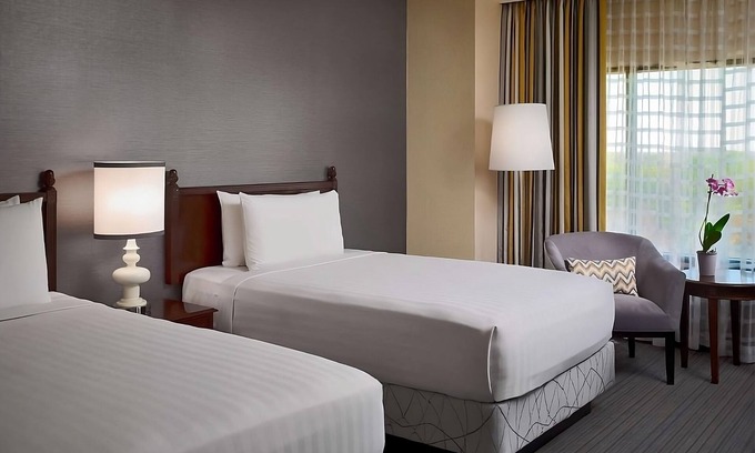 Gwinnett Place Resort | Vacation is Calling Explore and discover Duluth