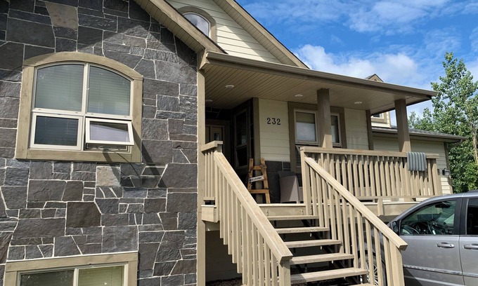 Parkland Beach House | Vacation oasis for the whole family! Private dock steps from your backyard