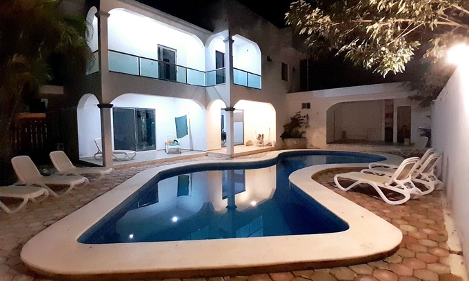 Ejidal Villa | Vacation villa in playa del carmen for 12 people