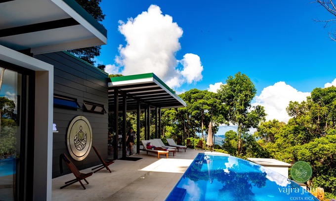 Baru House | Vajra Jahra Villas & Retreat Center